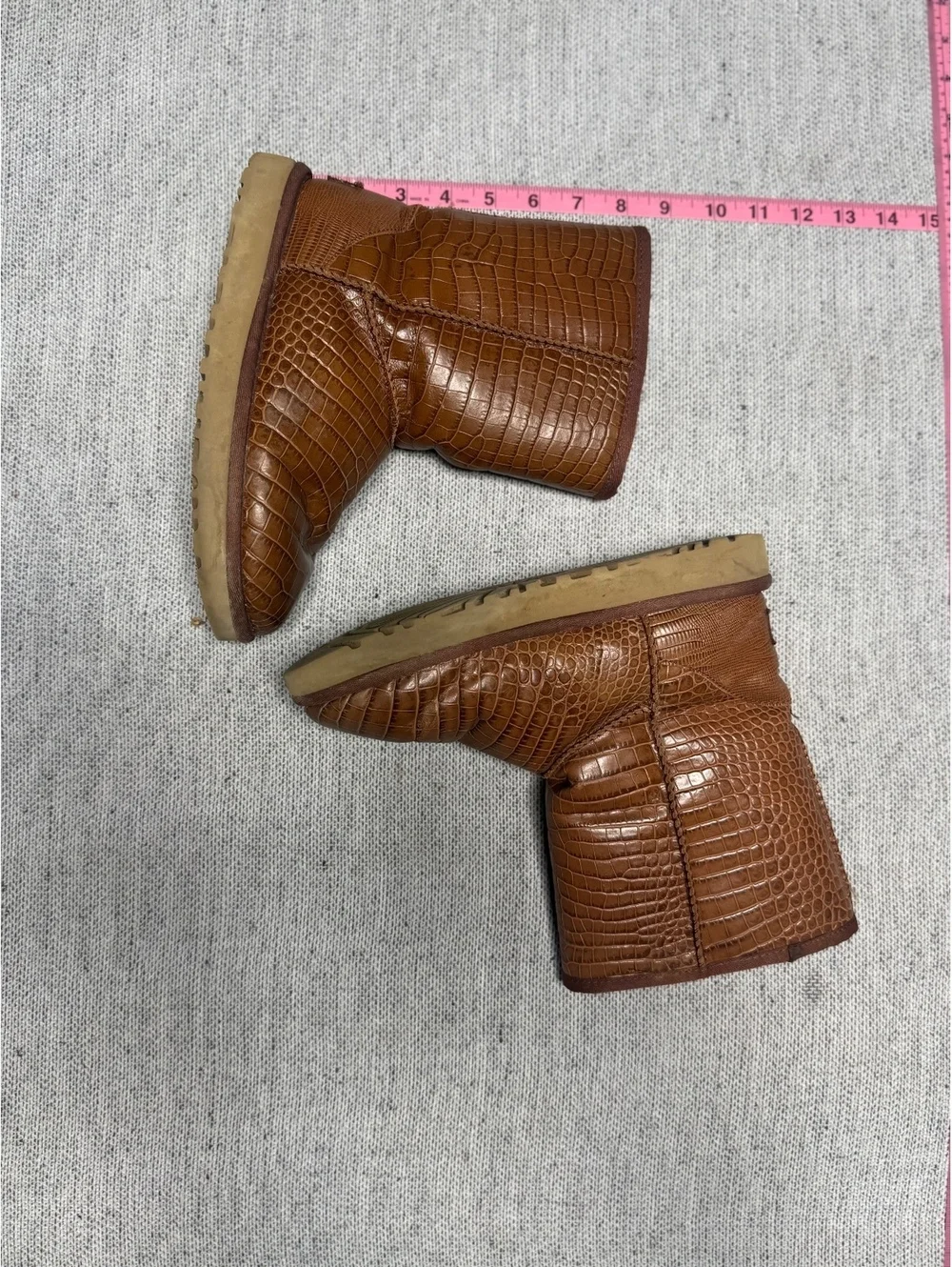 UGG Classic Brown Croc-Embossed Shearling Lined Boots US 5